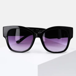 SIX Klassische Schwarze Sonnenbrille 9 SIX Klassische Schwarze Sonnenbrille -Always® shop MAM 8521641 SHOP IMAGE 1.4