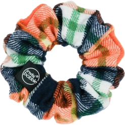 Invisibobble® SPRUNCHIE Fall In Love Channel The Flannel -Always® shop MAM 9140430 SHOP IMAGE 1.4